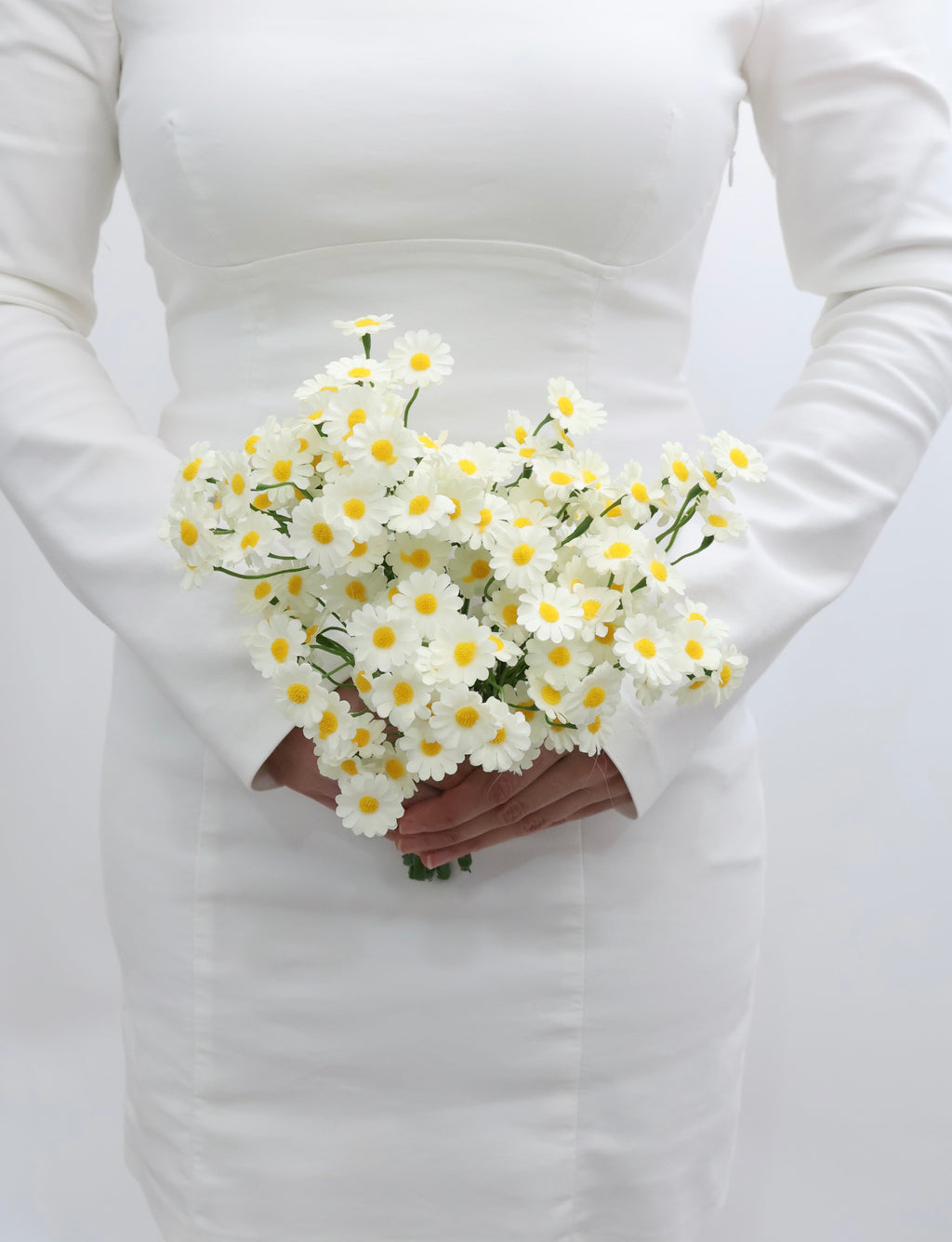 The Maya - Daisy Microbouquet