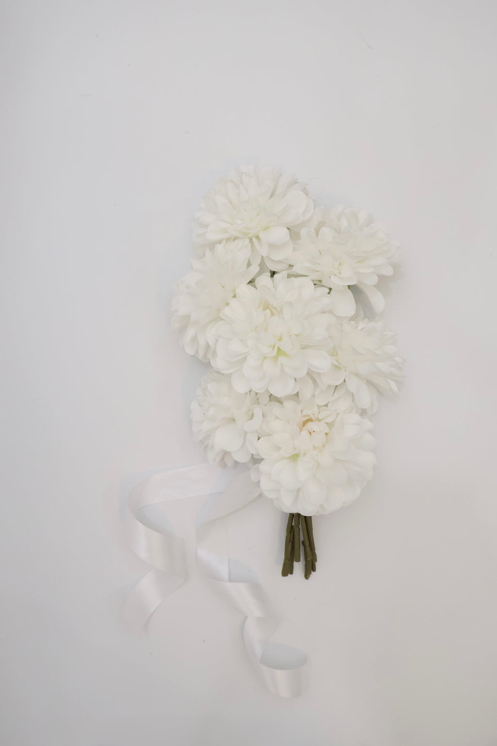 The Sabrina - Dahlia Microbouquet